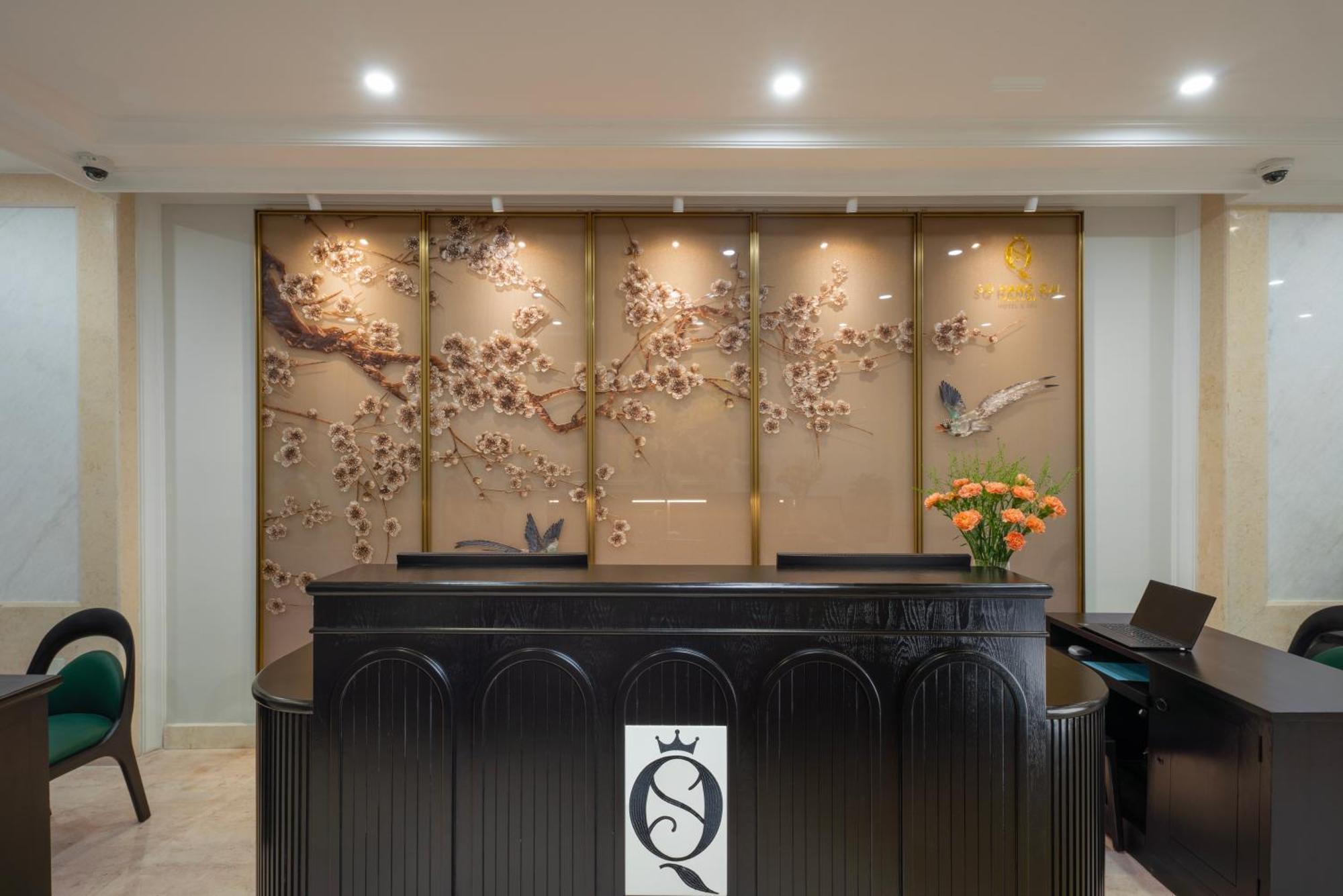 Sq Hang Gai Hotel & Spa Hanoi Exteriör bild