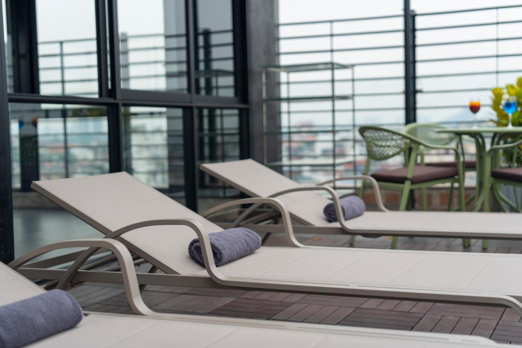 Sq Hang Gai Hotel & Spa Hanoi Exteriör bild