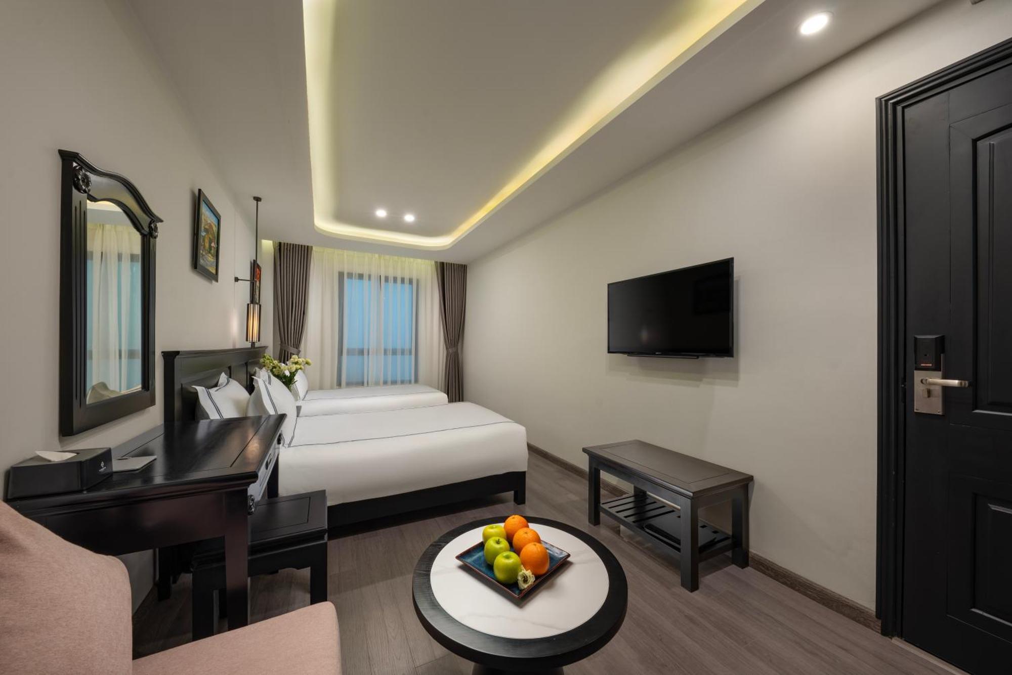 Sq Hang Gai Hotel & Spa Hanoi Exteriör bild