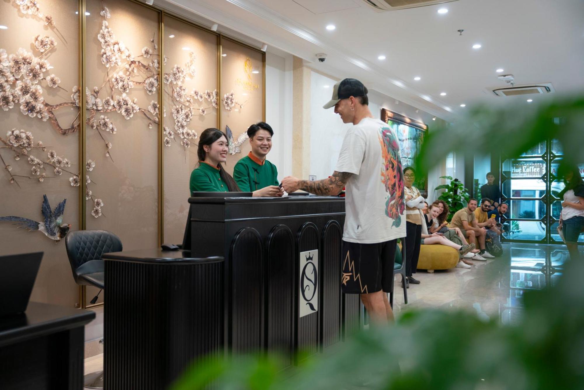 Sq Hang Gai Hotel & Spa Hanoi Exteriör bild