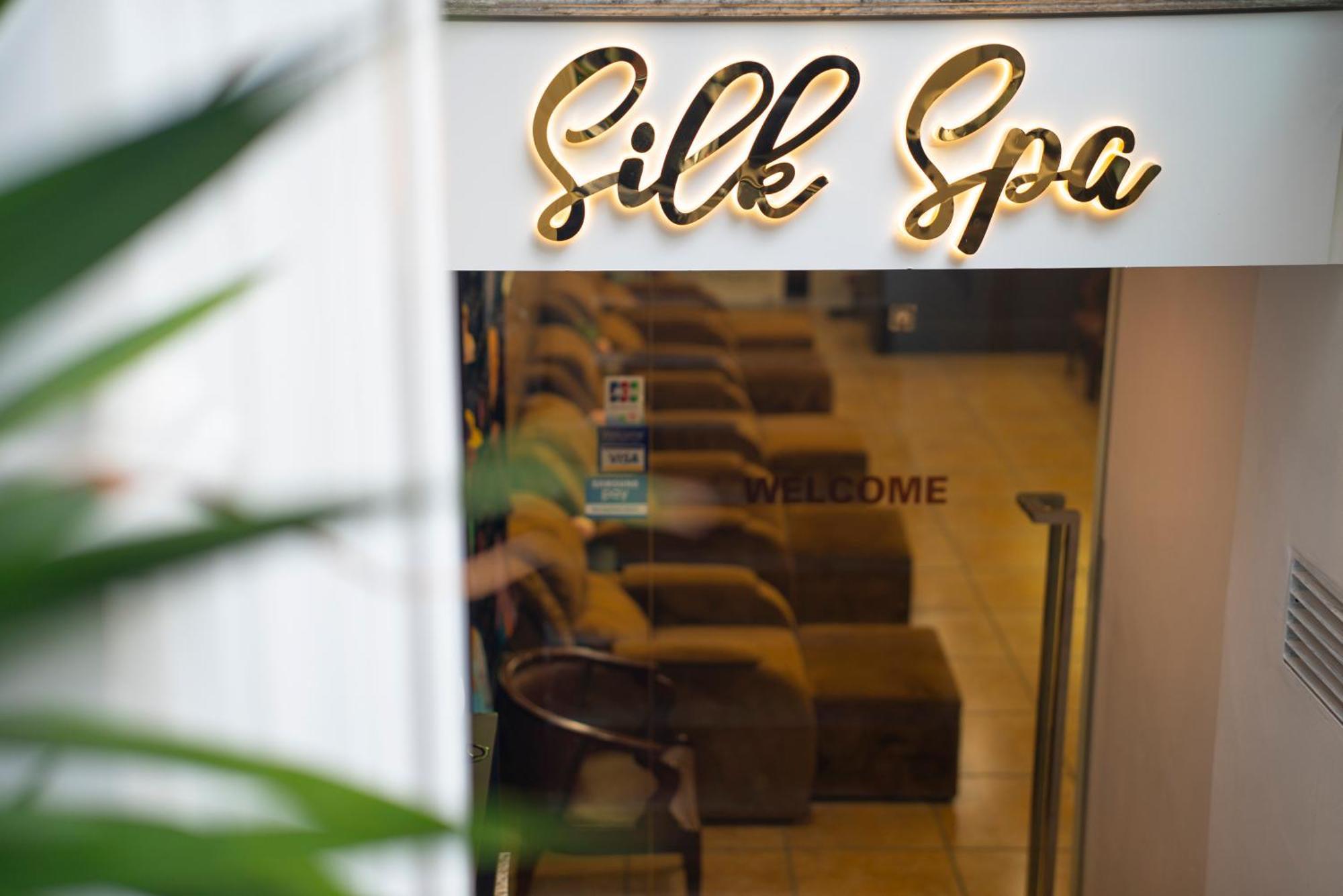 Sq Hang Gai Hotel & Spa Hanoi Exteriör bild