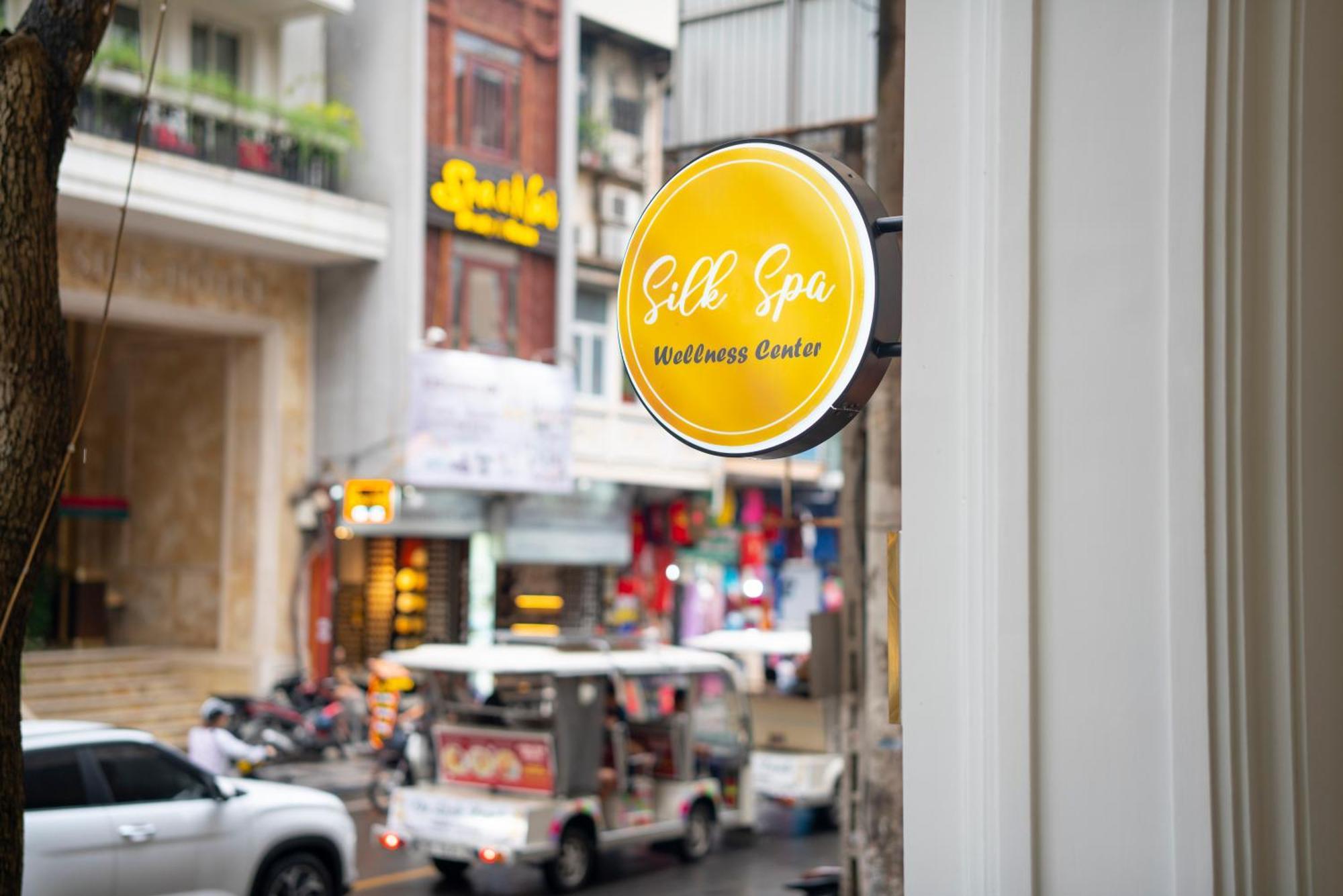 Sq Hang Gai Hotel & Spa Hanoi Exteriör bild